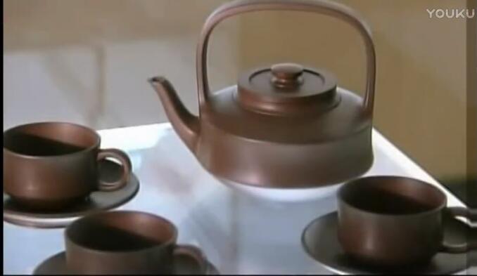 1915年中国宜兴紫砂壶通过巴拿马博